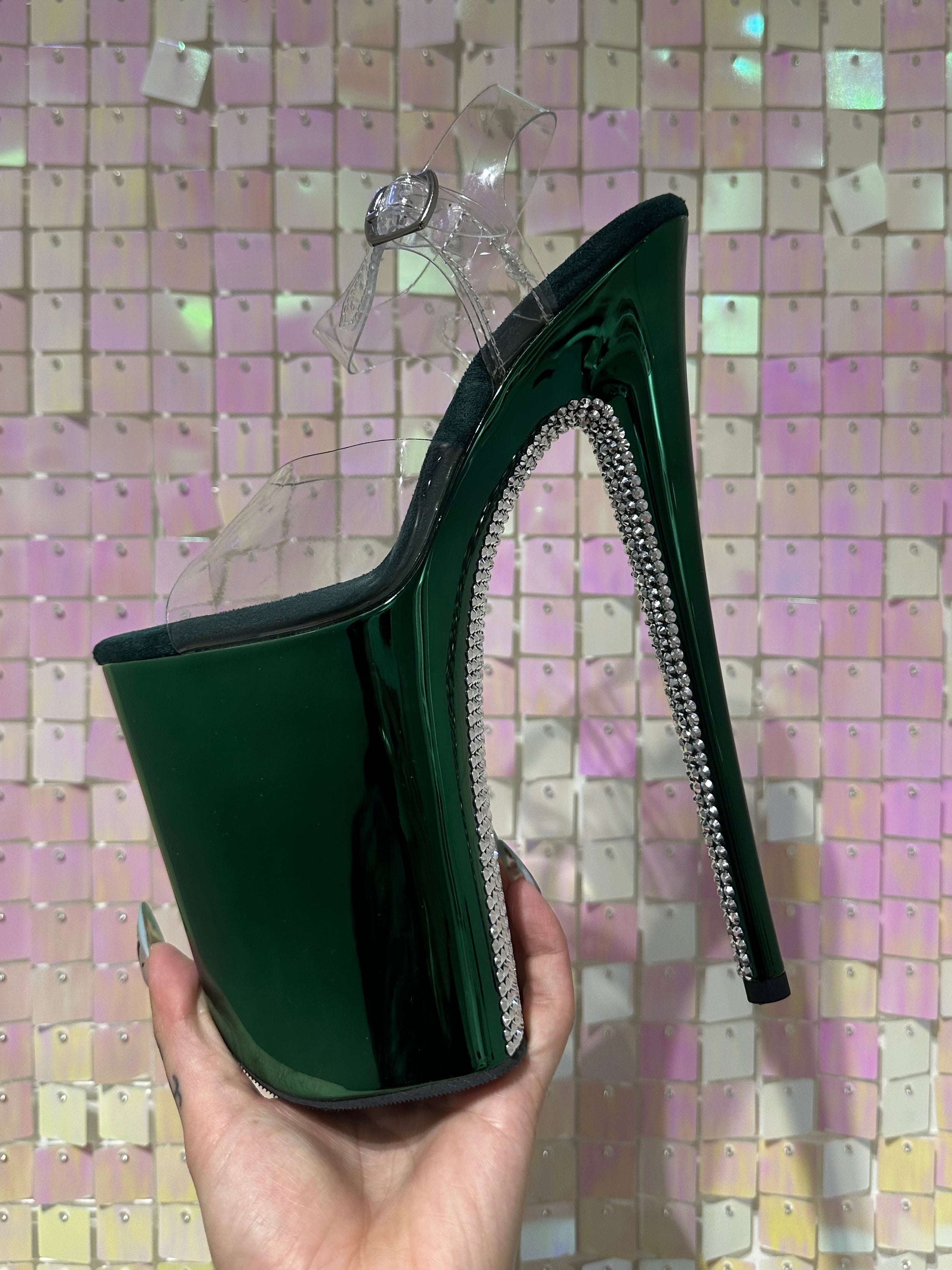 Diamond back True Emerald