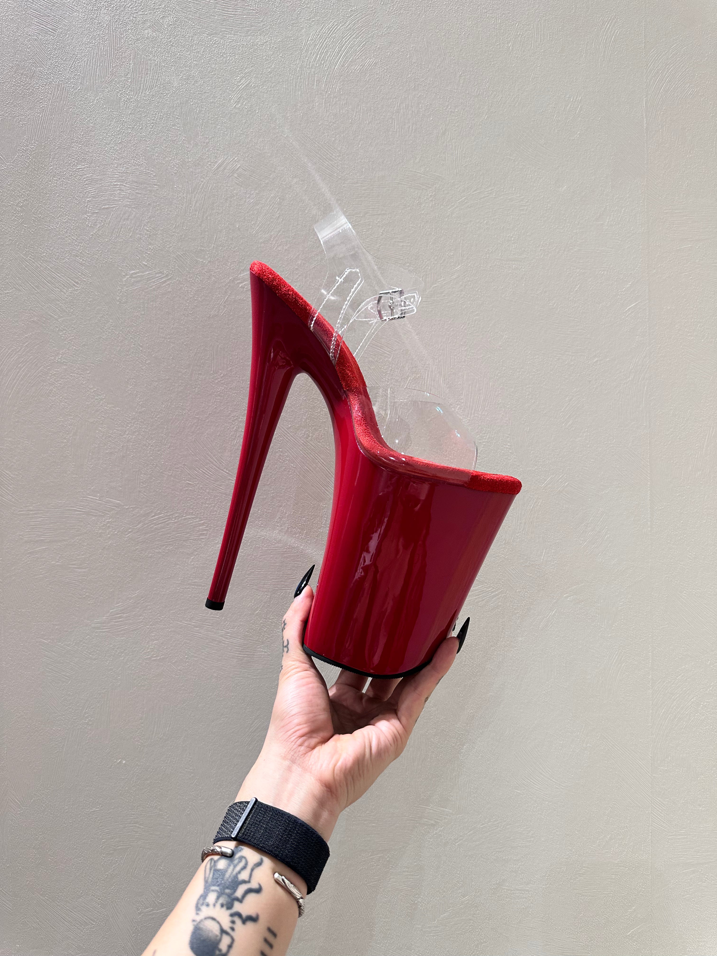 Glossy Classic Red 9" (23cm)