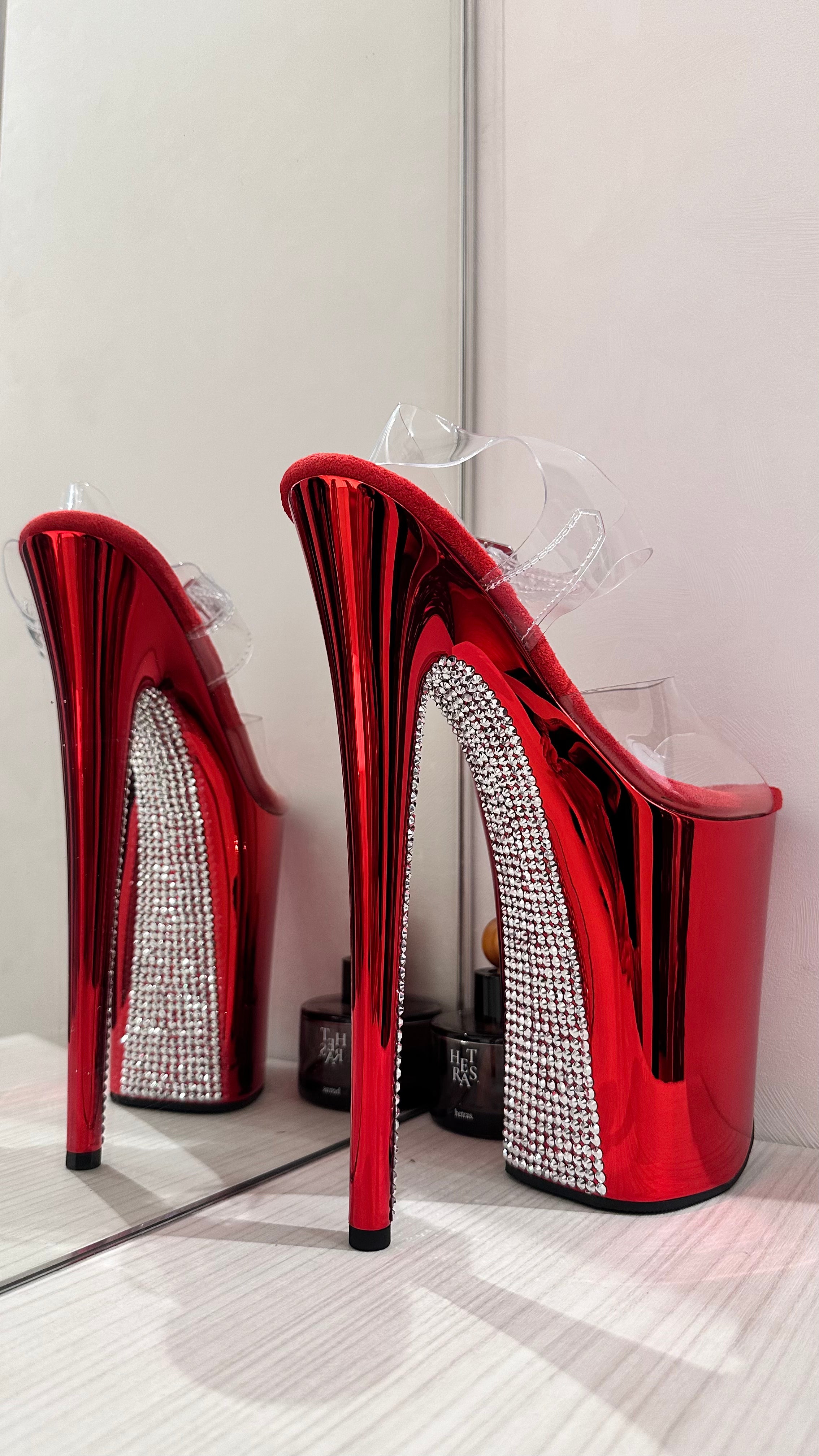 Diamond back Red 9" (23cm)