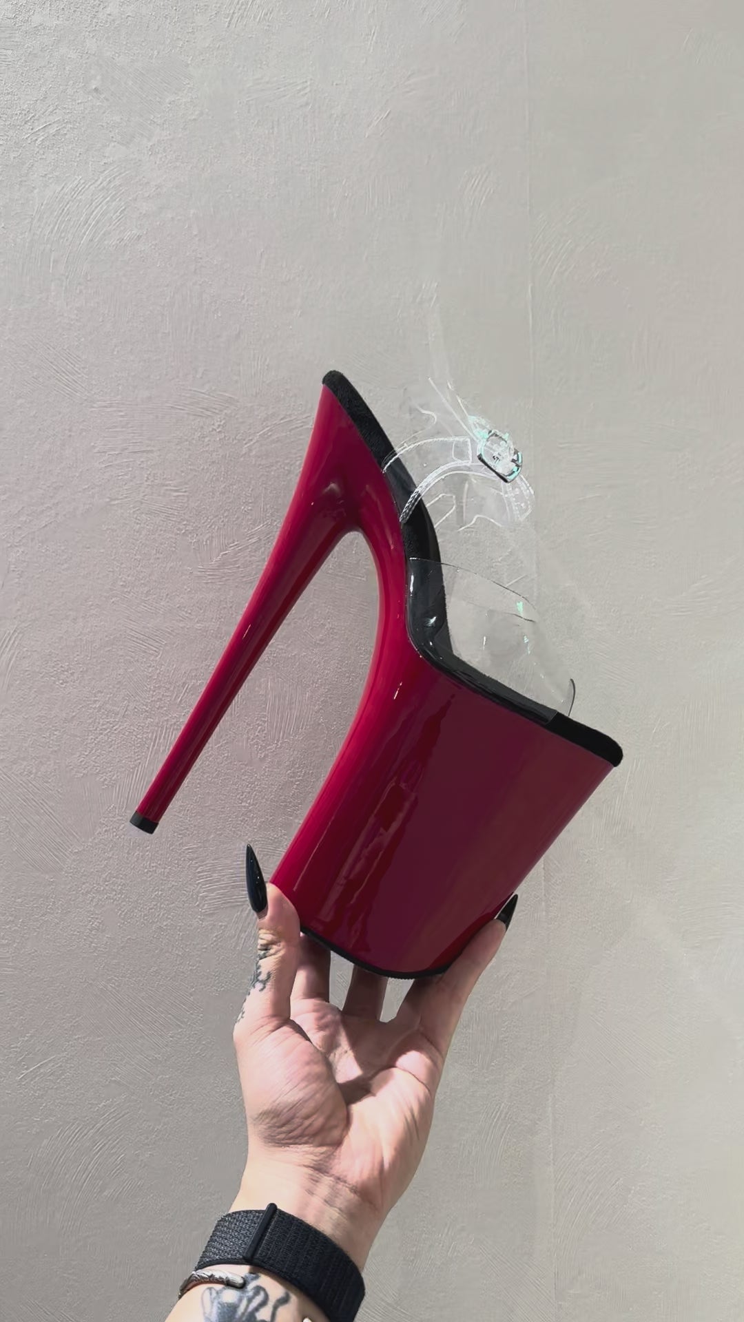 Glossy RedBlack 9" (23cm)