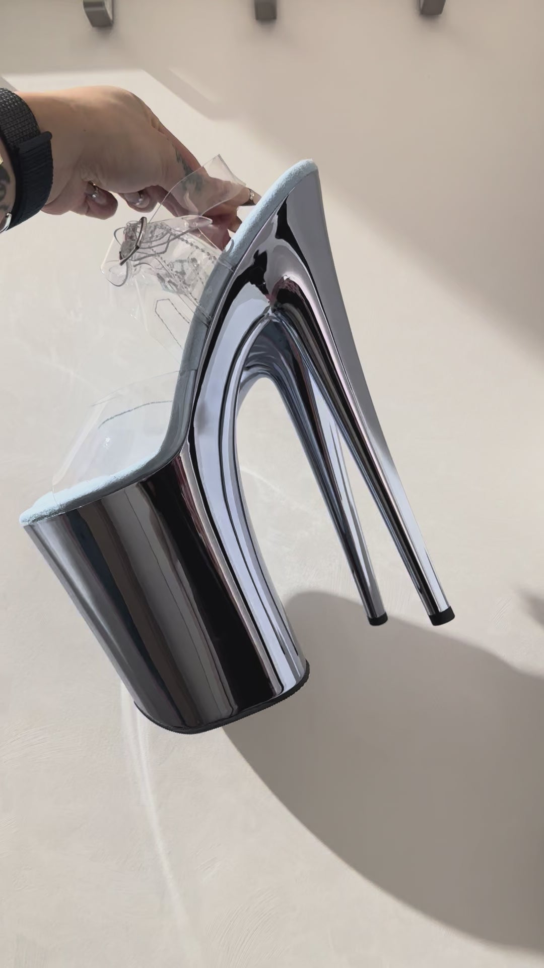 Chrome Sky blue 9" (23cm)